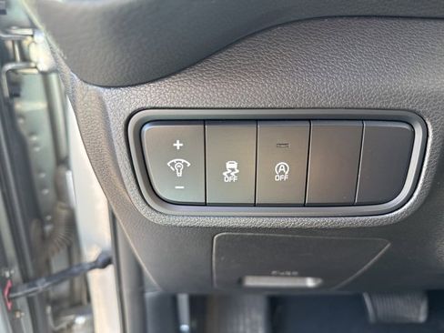 Used 2023 Kia Soul LX w/ LX Technology Package image 25