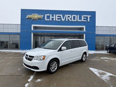Used 2016 Dodge Grand Caravan SXT w/ Rear Park Assist Package