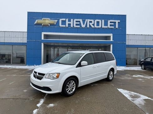 Used 2016 Dodge Grand Caravan SXT w/ Rear Park Assist Package image 1