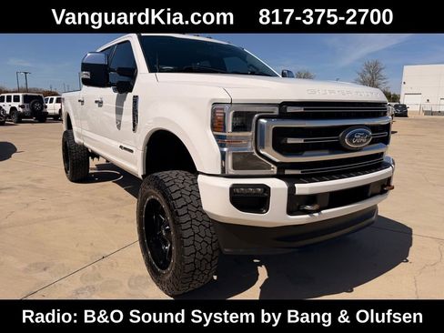 Used 2022 Ford F250 Platinum w/ FX4 Off-Road Package AWD/4WD image 5