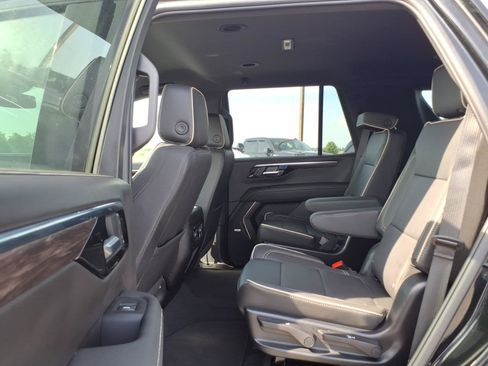 New 2026 Chevrolet Tahoe Premier RWD image 13