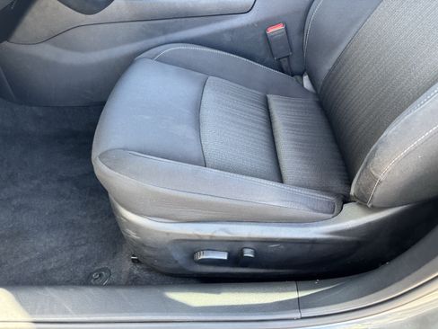 Used 2025 Nissan Altima 2.5 SV FWD image 19