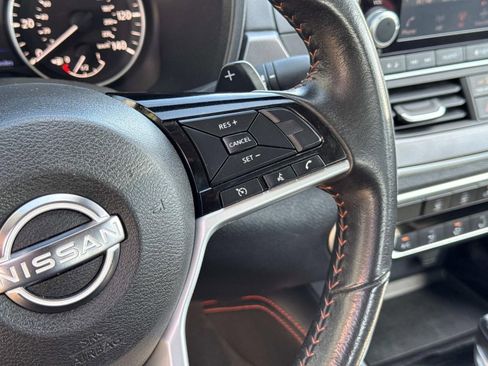 Used 2024 Nissan Altima 2.5 SR FWD image 23