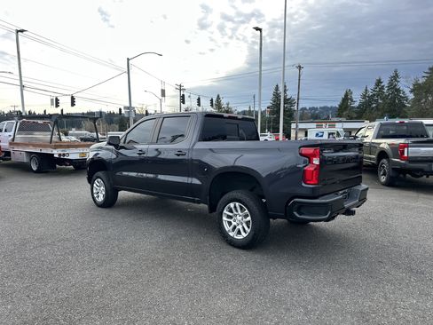 Used 2022 Chevrolet Silverado 1500 LT Trail Boss w/ LT Trail Boss Premium Package image 3