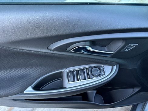 Used 2024 Chevrolet Malibu LT image 14