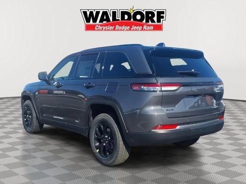 New 2026 Jeep Grand Cherokee Altitude AWD/4WD image 6