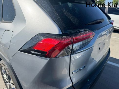 Used 2020 Toyota RAV4 Limited w/ Limited Grade Weather Package image 7