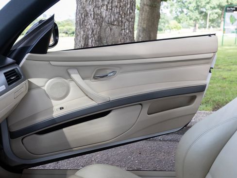 Used 2011 BMW 335is Coupe image 28