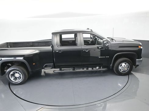 Used 2024 Chevrolet Silverado 3500 LT image 57