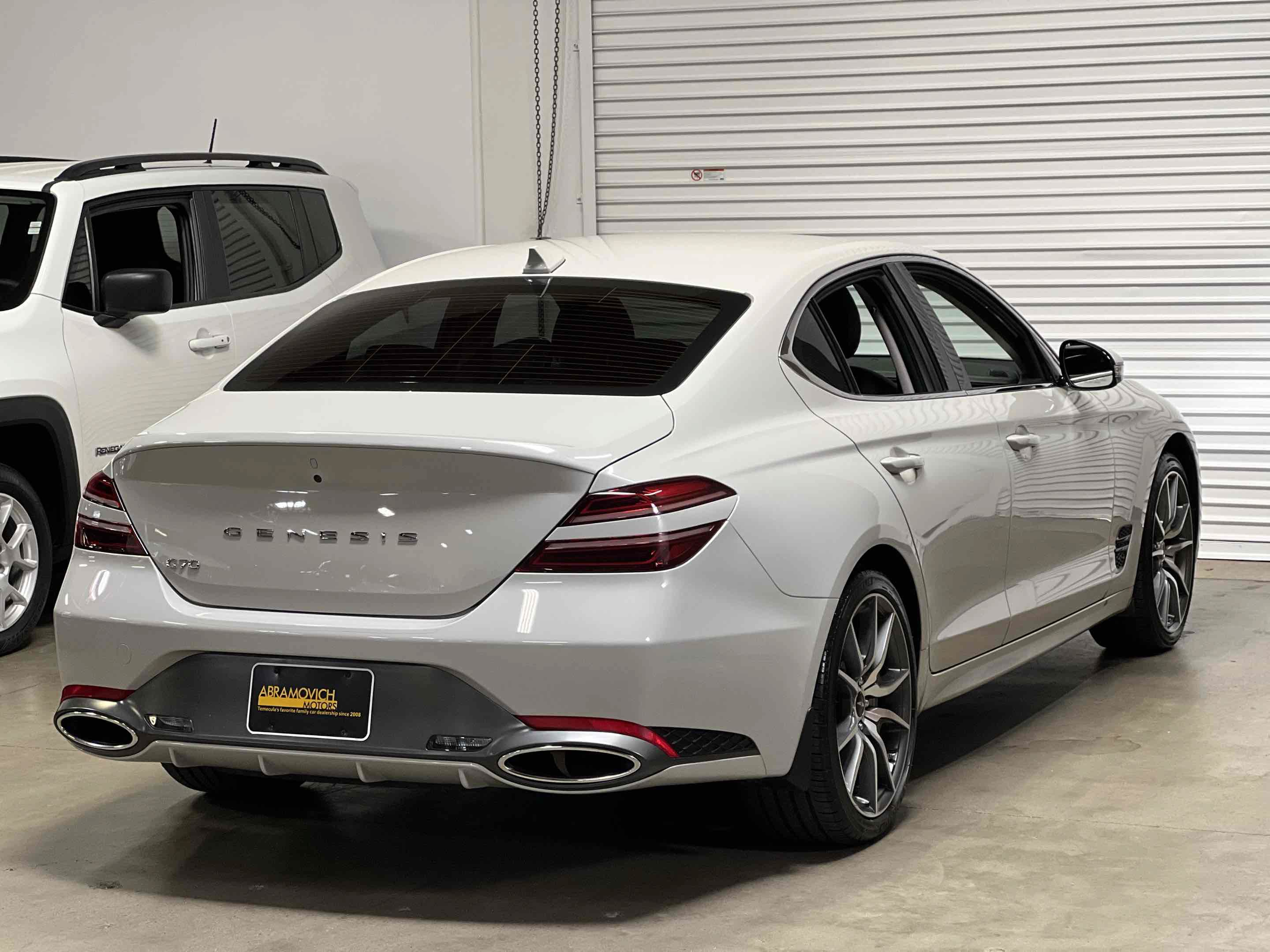 Used 2025 Genesis G70 2.5T RWD image 24