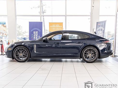 Used 2023 Porsche Panamera 4 Platinum Edition w/ Assistance Package AWD/4WD image 6