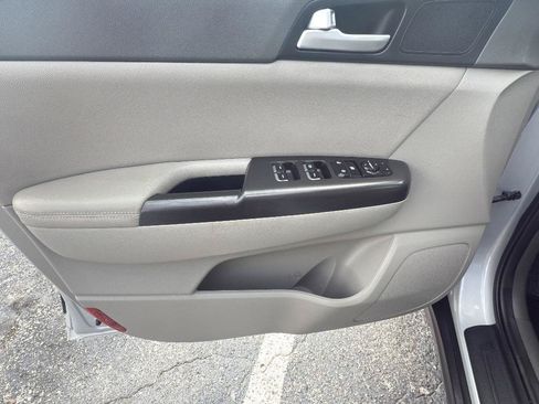 Used 2017 Kia Sportage EX FWD image 7