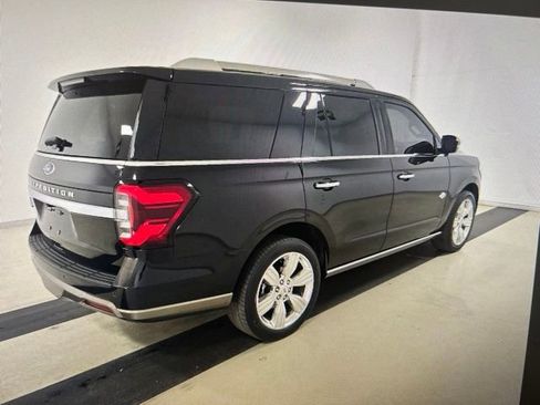 Used 2023 Ford Expedition King Ranch RWD image 2