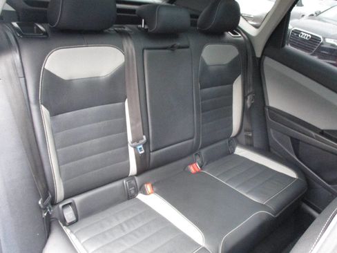 Used 2022 Volkswagen Taos SEL image 26