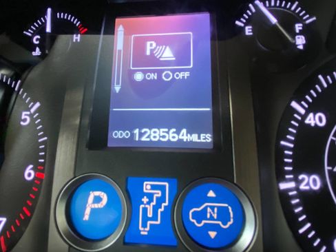 Used 2013 Lexus GX 460 Premium image 22