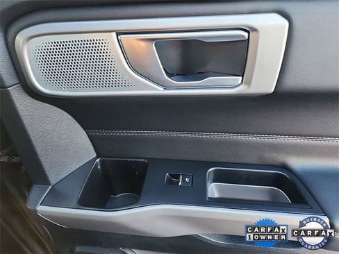 Certified 2023 Ford Explorer Limited w/ Limited Technology Package image 32