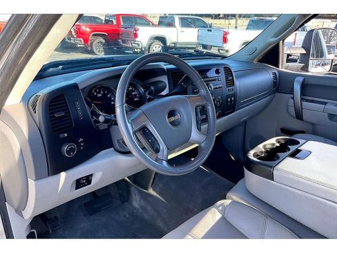 Used 2012 GMC Sierra 2500 SLE w/ SLE Preferred Package AWD/4WD image 15