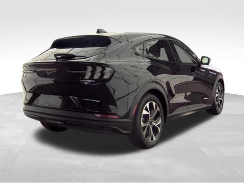 Used 2025 Ford Mustang Mach-E Select w/ Comfort Package Lite AWD/4WD image 2