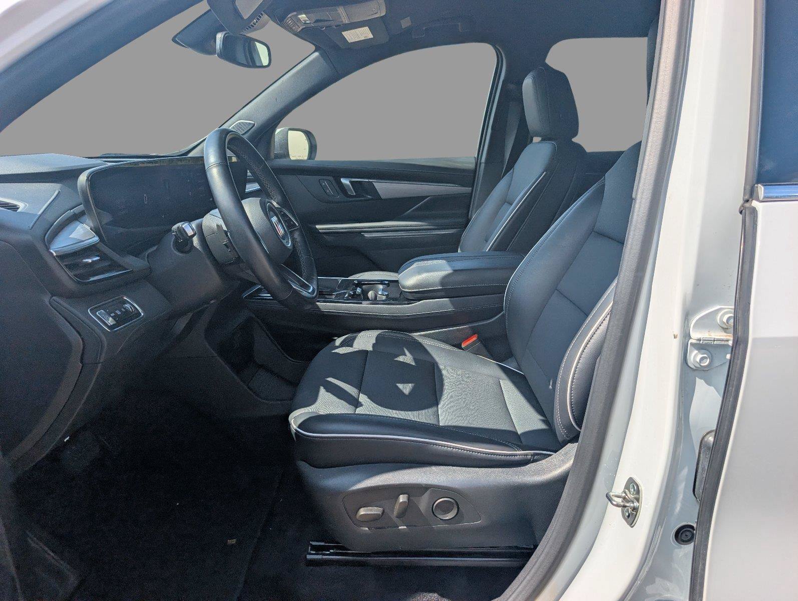 Used 2026 Buick Enclave Preferred FWD image 13