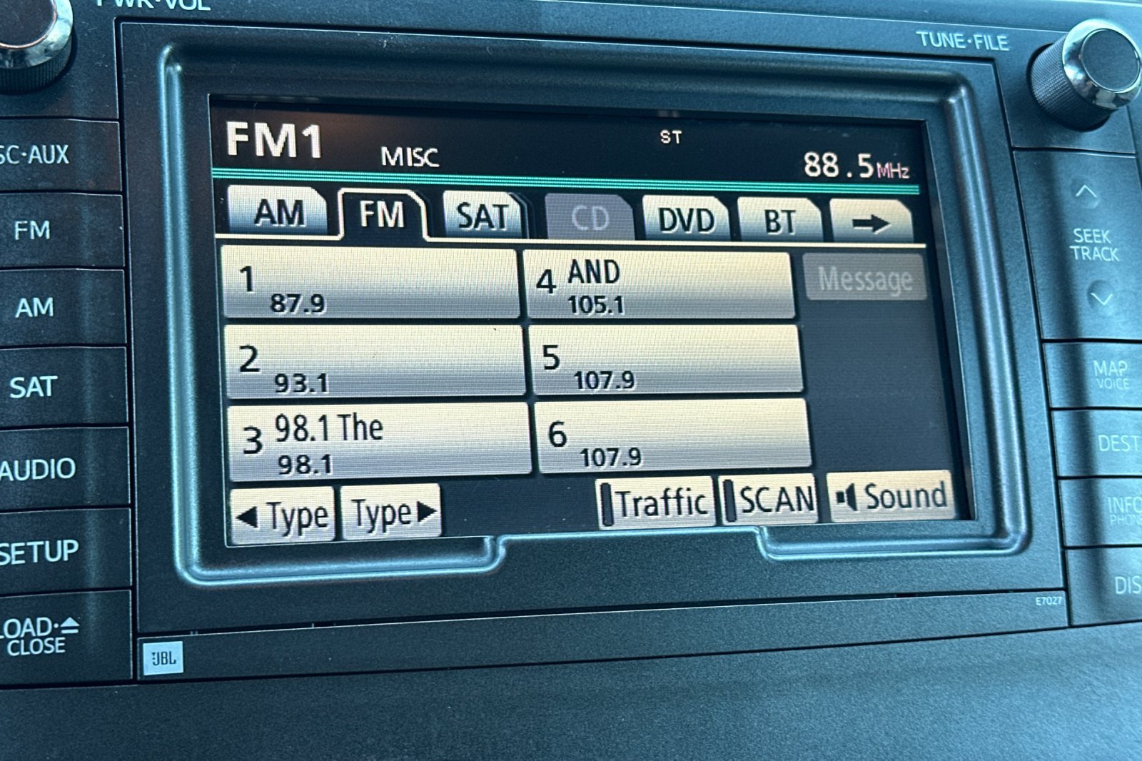 Used 2013 Toyota Sienna XLE w/ Premium Pkg FWD image 27