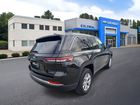 Used 2023 Jeep Grand Cherokee Limited image 4