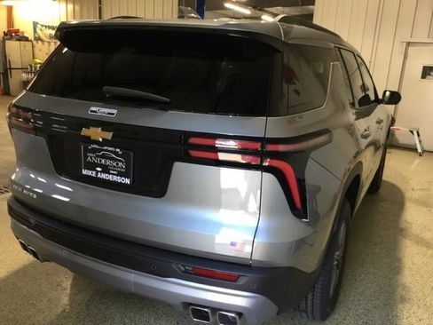 New 2026 Chevrolet Traverse LT w/ LPO, Floor Liner Package image 4