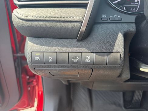 Used 2021 Toyota Camry SE FWD image 24