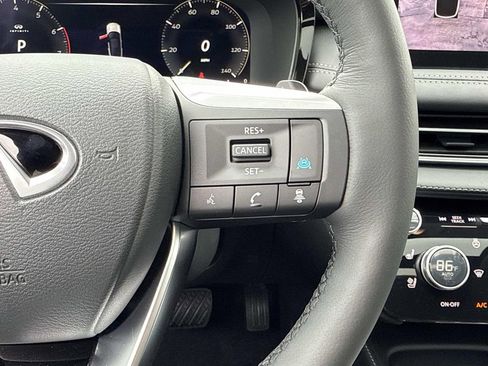 New 2026 INFINITI QX60 Luxe w/ Family Package image 9