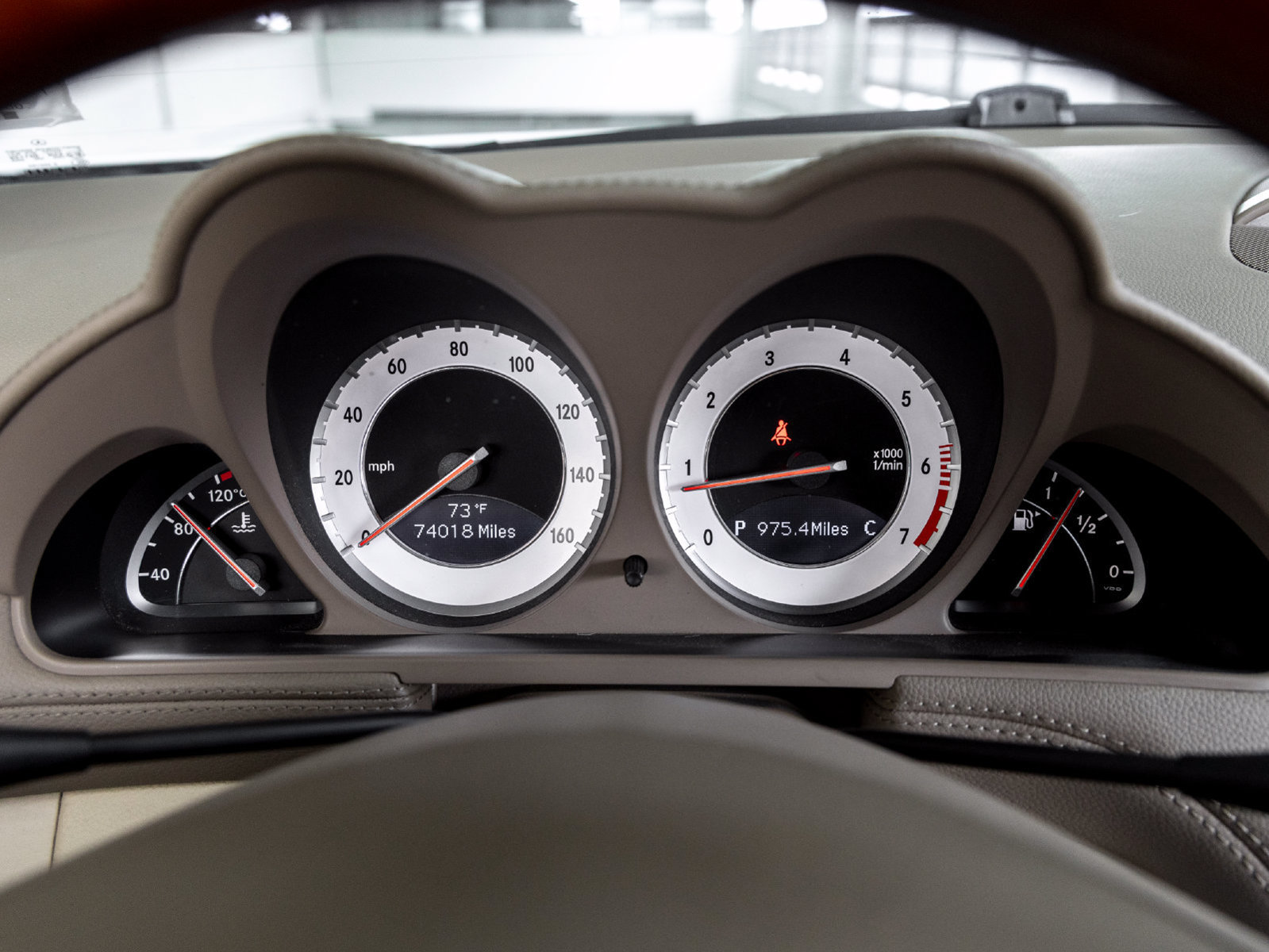 Used 2011 Mercedes-Benz SL 550 image 16
