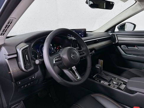 Used 2025 MAZDA CX-50 AWD 2.5 Hybrid w/ Weather Package image 10