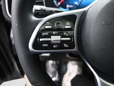Used 2022 Mercedes-Benz GLS 450 4MATIC image 16