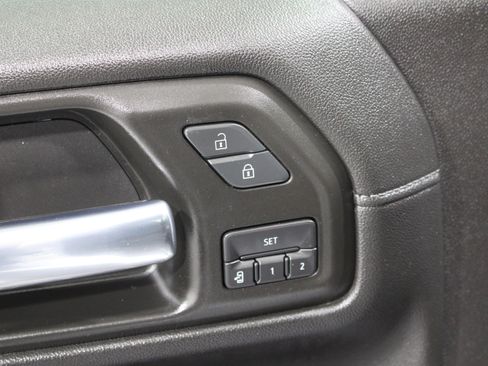 Used 2020 Chevrolet Silverado 1500 LTZ w/ LTZ Plus Package AWD/4WD image 8