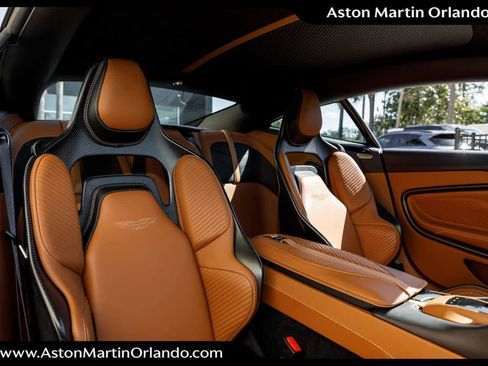 Used 2023 Aston Martin DBS Coupe image 70