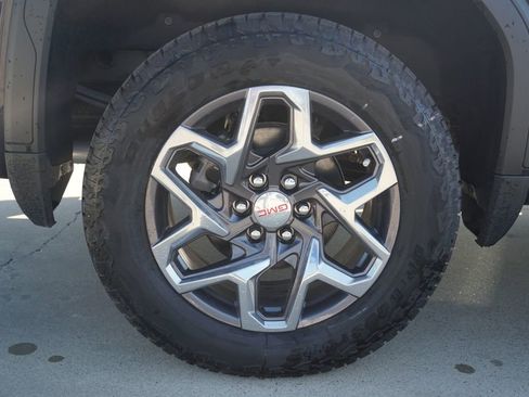 New 2025 GMC Sierra 1500 SLT w/ SLT Premium Plus Package image 6