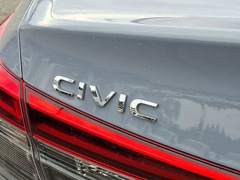 Used 2023 Honda Civic Sport image 25