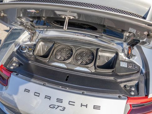 Used 2018 Porsche 911 GT3 RWD image 73