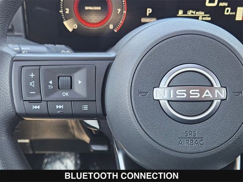 New 2026 Nissan Kicks SV image 25