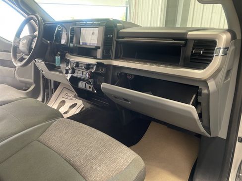 Used 2024 Ford F250 XLT image 44