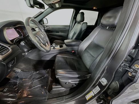 Used 2015 Jeep Grand Cherokee Altitude RWD image 11