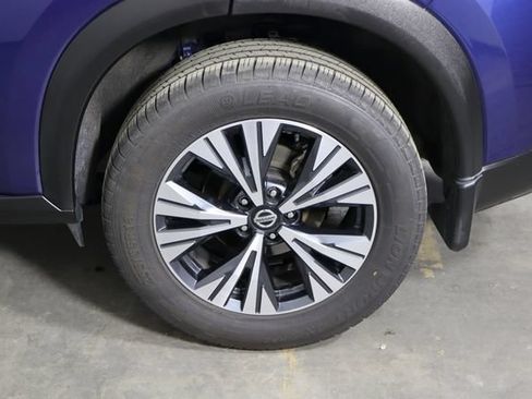 Used 2021 Nissan Rogue SV FWD image 42