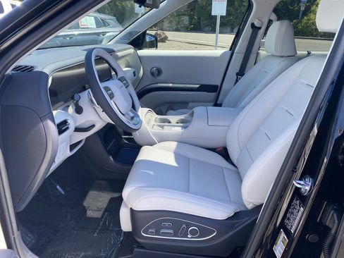 Certified 2026 Hyundai Palisade Calligraphy AWD/4WD image 10