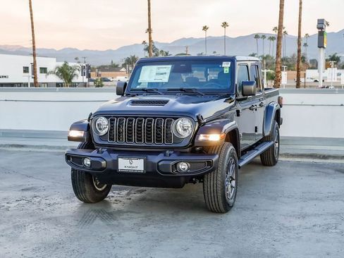 New 2026 Jeep Gladiator Sport image 4