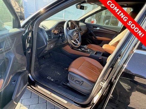 Used 2022 Audi Q5 2.0T Premium Plus w/ Premium Plus Package image 4