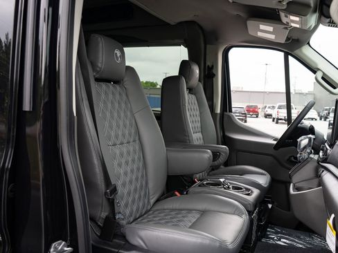 New 2026 Ford Transit 250 148 Medium Roof Extended AWD image 34