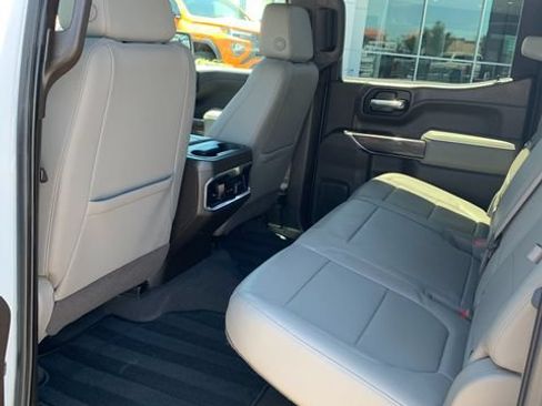 Certified 2022 Chevrolet Silverado 1500 LTZ AWD/4WD image 16