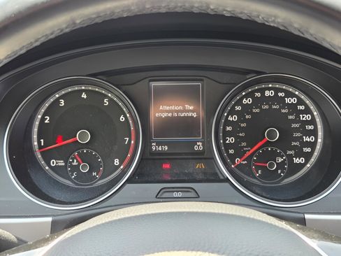 Used 2019 Volkswagen Atlas SE w/ Towing Package image 15