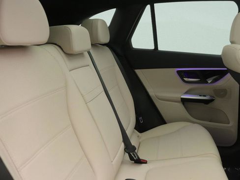 New 2026 Mercedes-Benz GLC 350e 4MATIC image 8