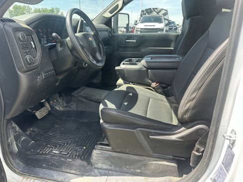 Used 2025 Chevrolet Silverado 3500 W/T w/ WT Convenience Package AWD/4WD image 9