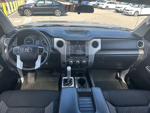 Used 2016 Toyota Tundra SR5 AWD/4WD image 17