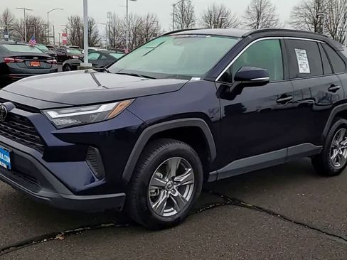 Used 2024 Toyota RAV4 XLE image 4